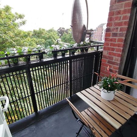 White City Apartment, Your London Stay ภายนอก รูปภาพ